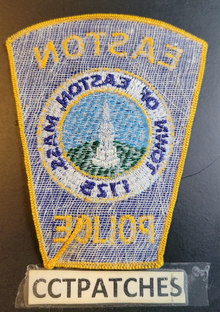 EASTON, MASSACHUSETTS POLICE SHOULDER PATCH MA