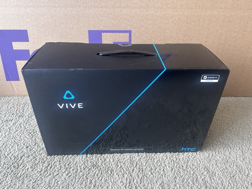 HTC Vive VR Headset Set