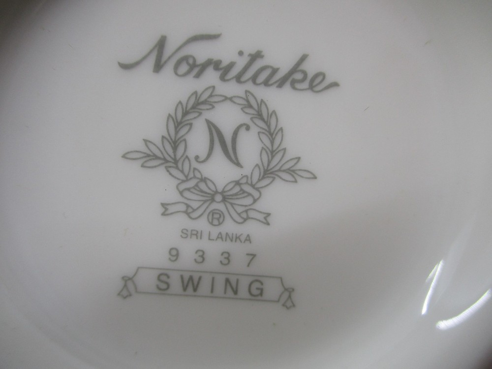 NORITAKE SWING MUG - 4 3/8" 0301C