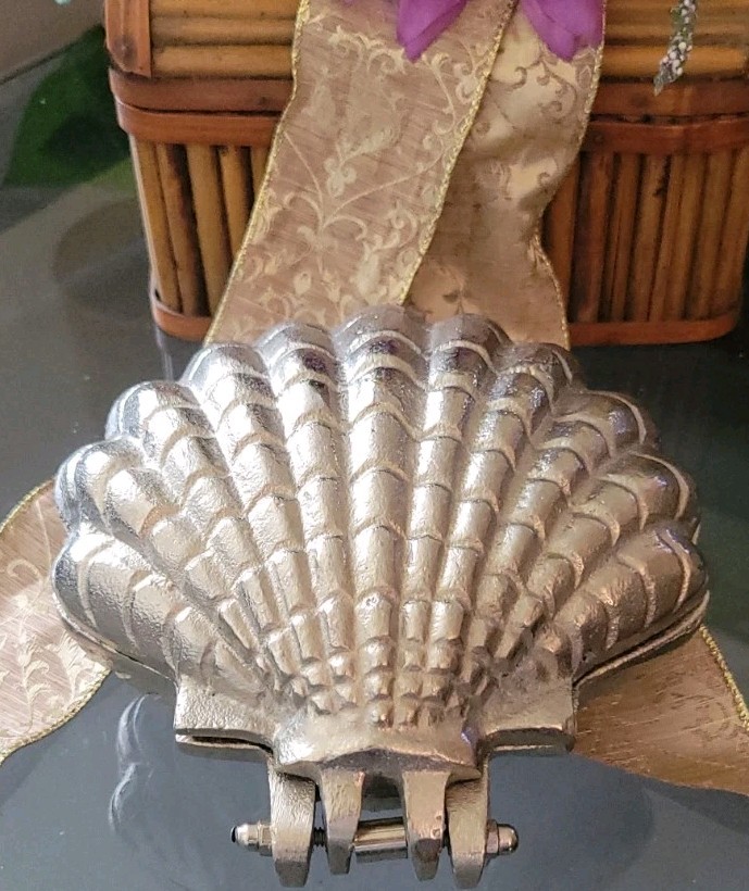 Clamshell Shell Scallop Hinged Large Trinket Keepsake Box Vtg Rare Unique
