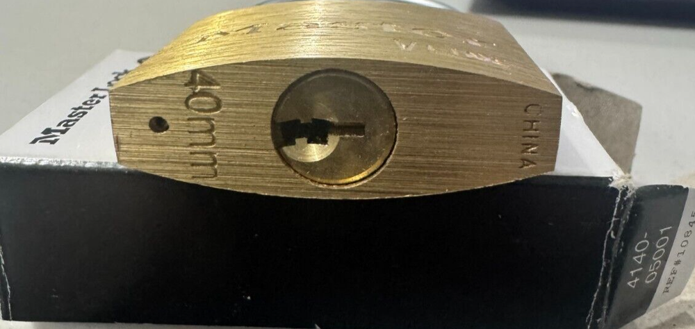 MASTER LOCK 4140 Keyed Padlock, 3/8 in,Rectangle,Gold 4YH23