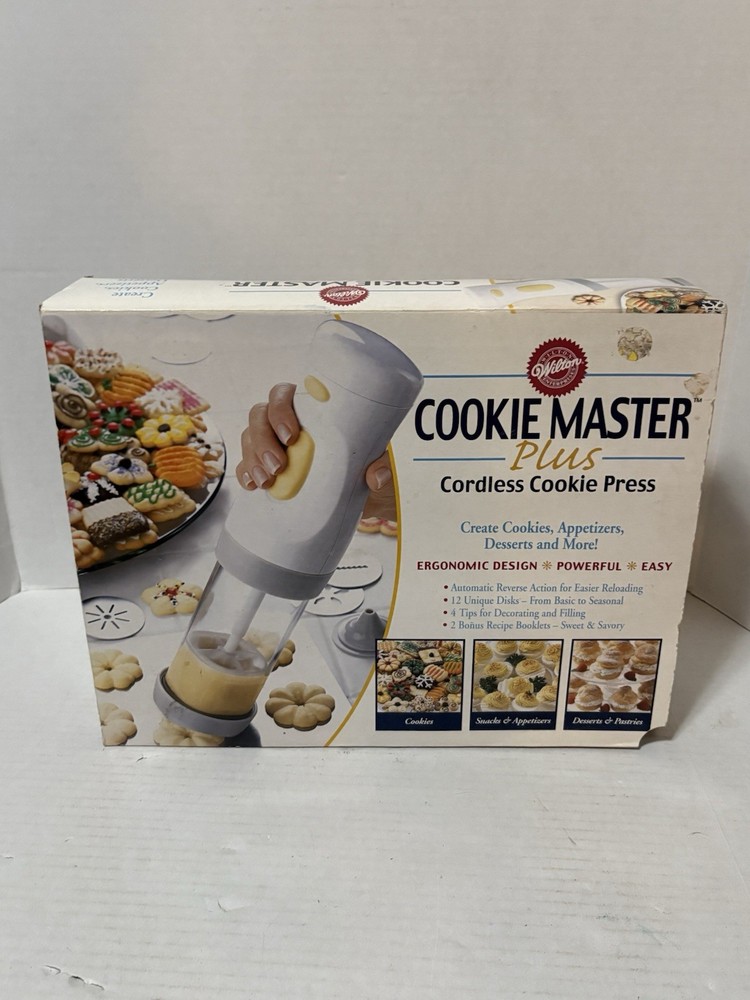 Wilton Cookie Master Plus Cordless Cookie Press - White 12 Discs 4 Tips Recipes