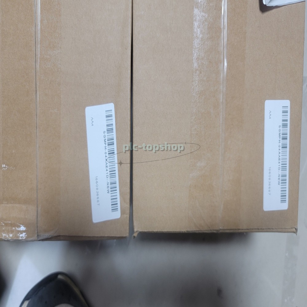 1PC New YASKAWA ELECTRIC SGMPH-04AAE41D / SGMPH04AAE41D PLC