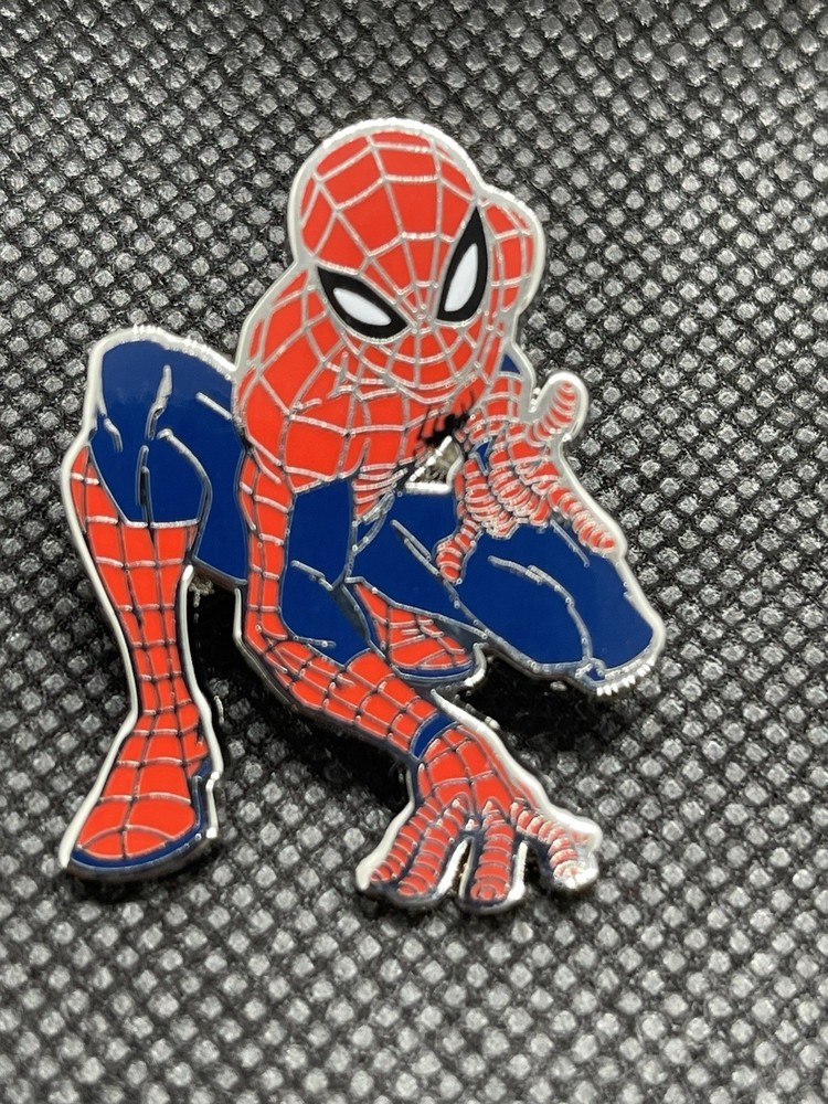 Marvel venom and SpiderMan pin Set !!
