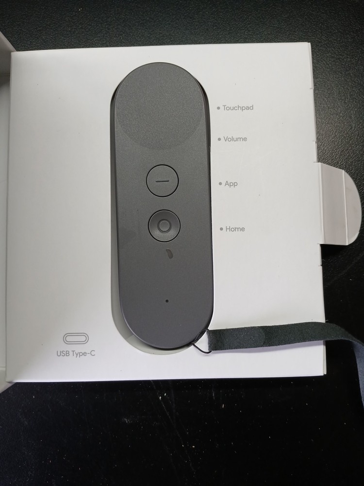 Google Daydream View VR Headset - Slate