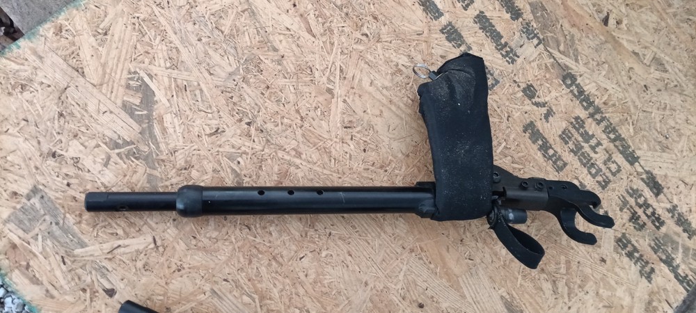 quick 636 leg bracket for power wheelchair