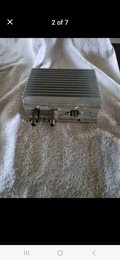 Power Amplifier - Powered Amplifier 6"lx 4 1/2"w The unit is untested