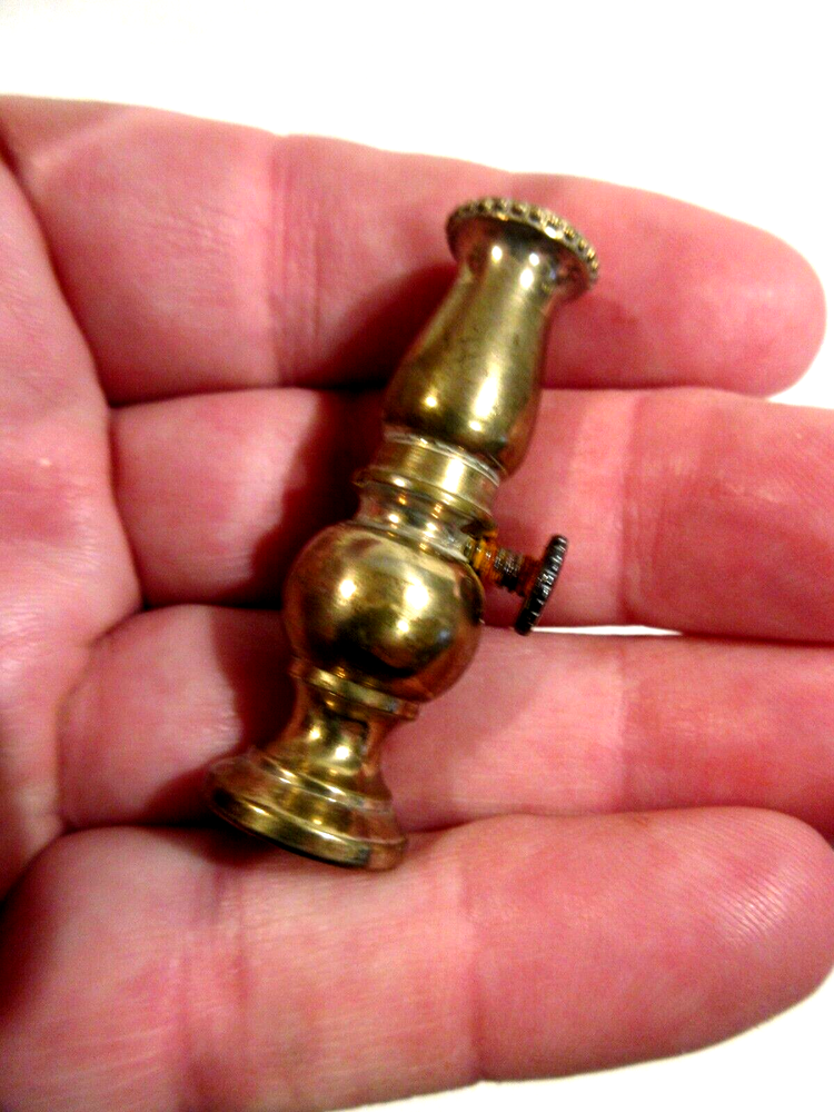 Mini Brass Oil Lamp-Non Working Show Only