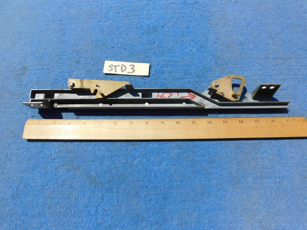 Seeburg STD160 STD3 Cabinet Lid Guide #14-457232 Left Hand