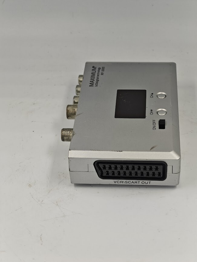 MAXIMUM RF-3000 Digital Converter - Used