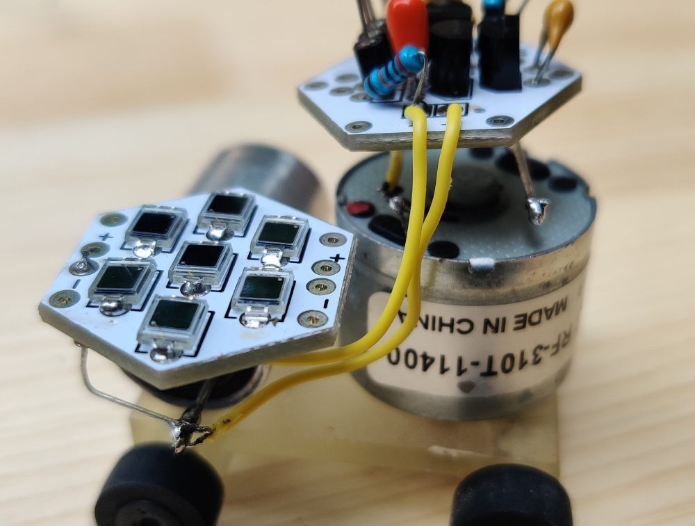 Solar-powered robots BEAM Robotic Electronic DIY kits science educational toy