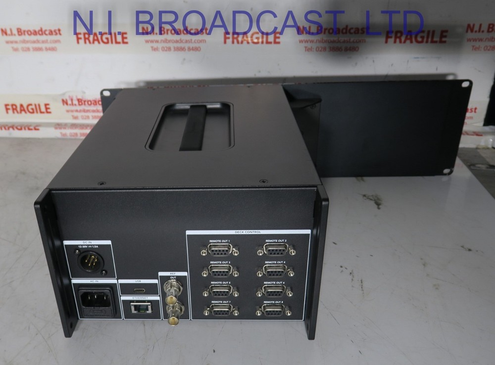 Blackmagic Hyperdeck 8channel  extreme control unit