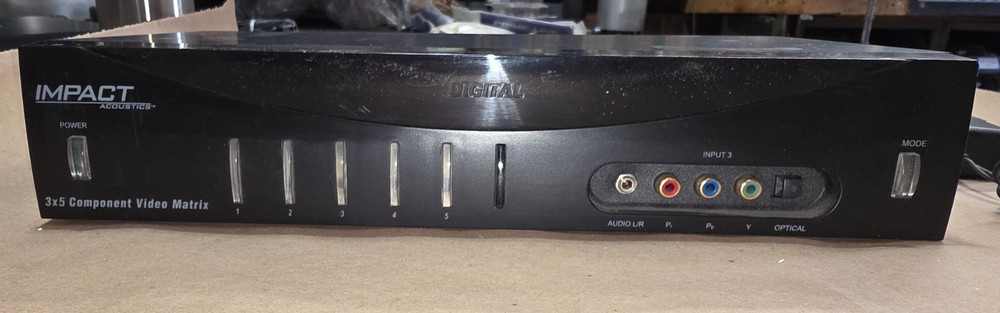 Impact Acoustics 3x5 Component Video Matrix Selector 40973 Switch