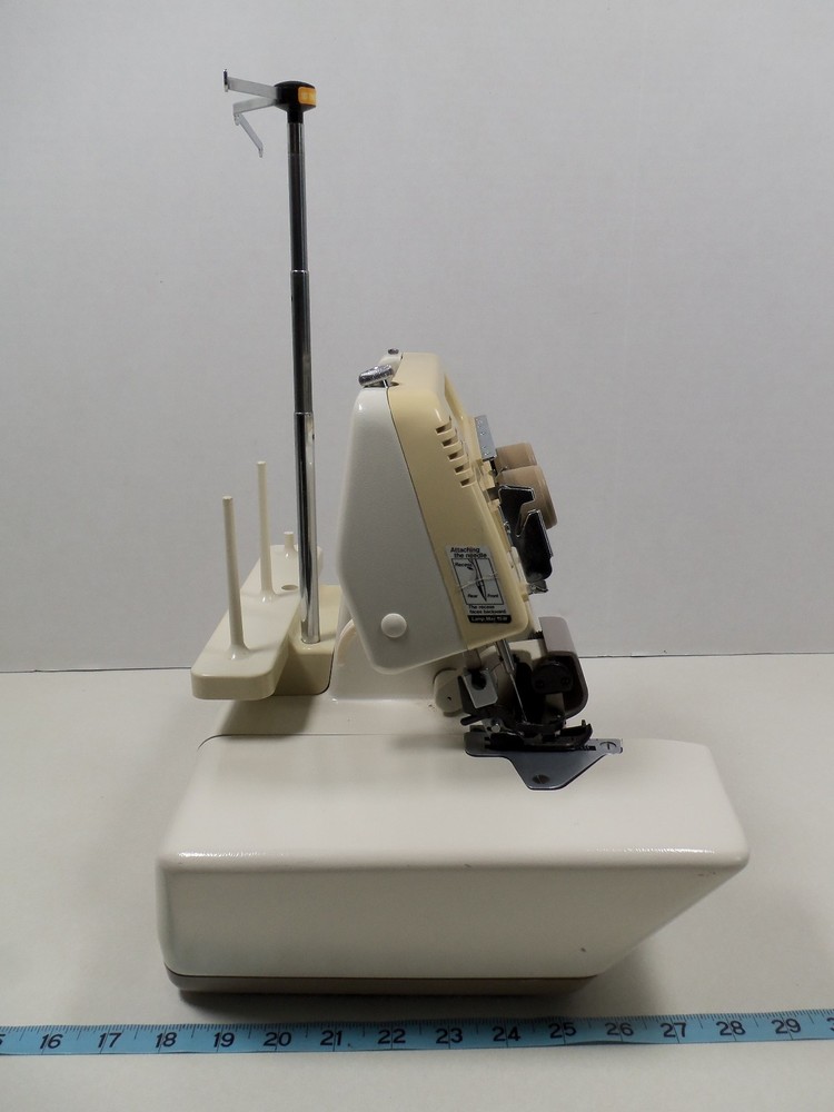 Bernina Bernette 1-Needle 3-Thread Overlock Serger Sewing Machine 203 200B WORKS