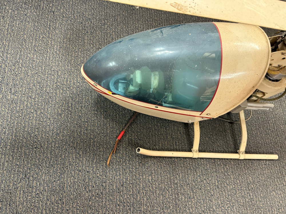 Vintage American RCH Commander Remote Control Helicopter w/ Engine and Servos