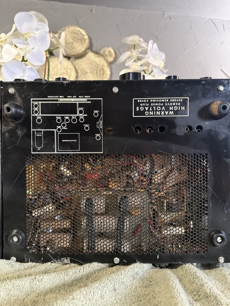 Swan Cygnet Model 270B Transceiver Untested