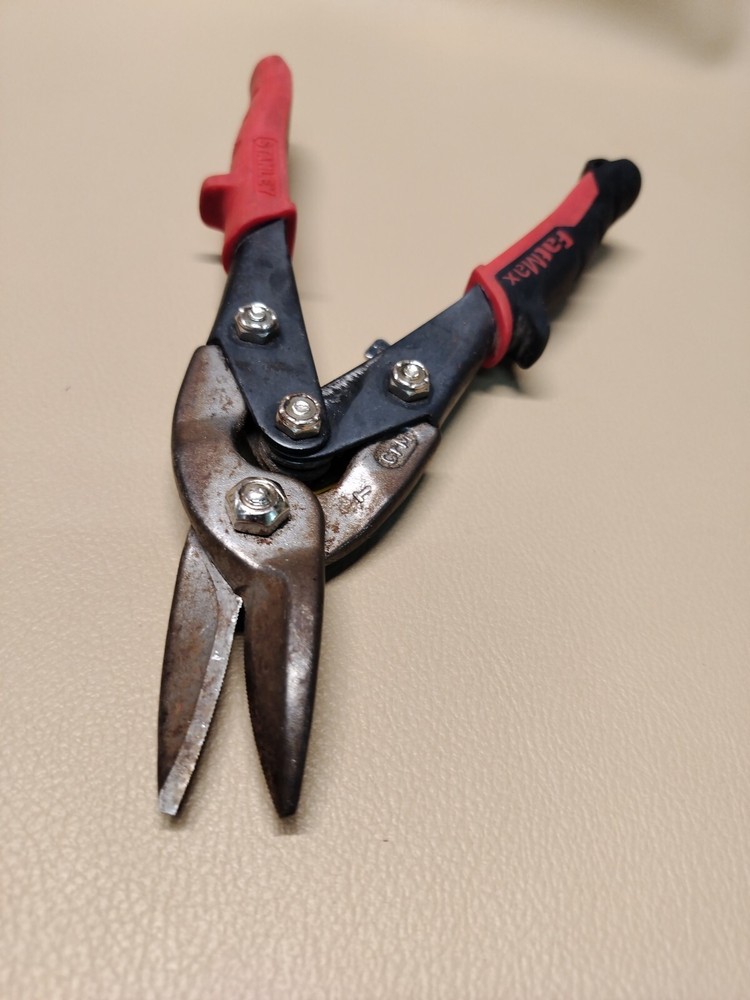 Stanley Tools - Aviation Snip - Left 250mm - 2-14-562