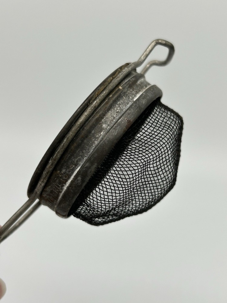 Vtg Green Bakelite Handled Small Mesh Strainer Sifter Primitive Kitchen