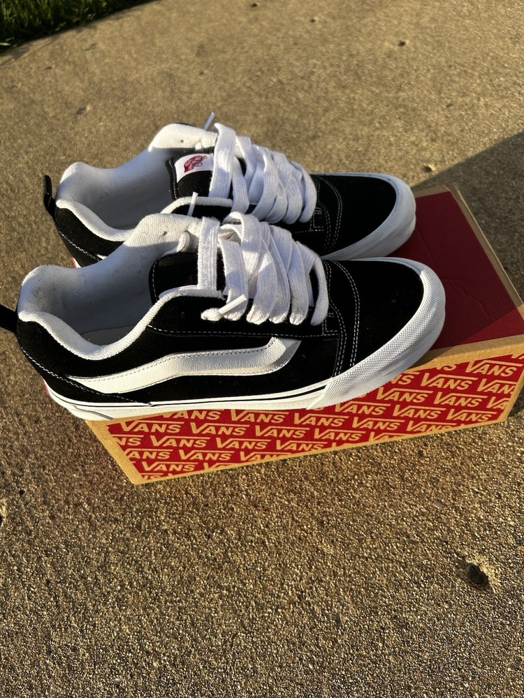 Vans Knu Skool