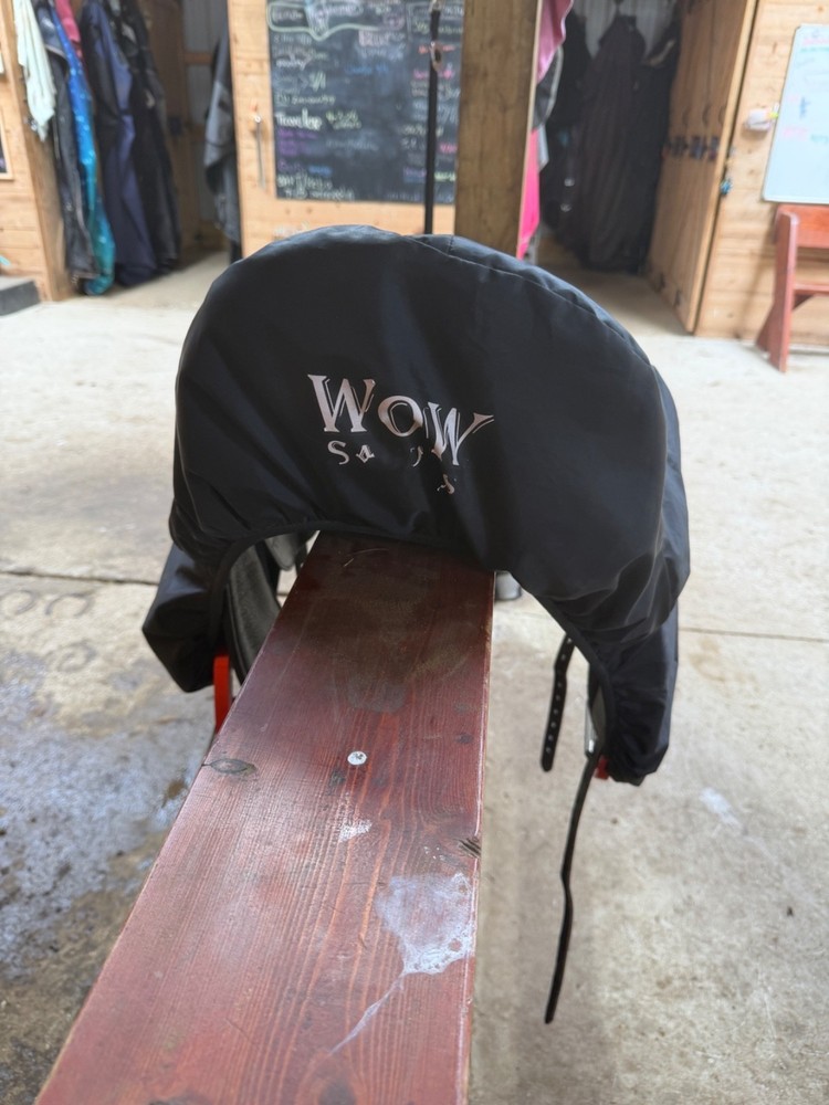 WOW dressage saddle