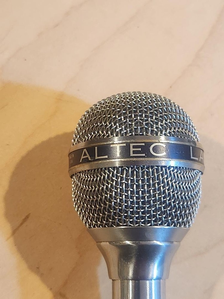 VINTAGE ALTEC LANSING MICROPHONE MODEL 650B (TESTED)