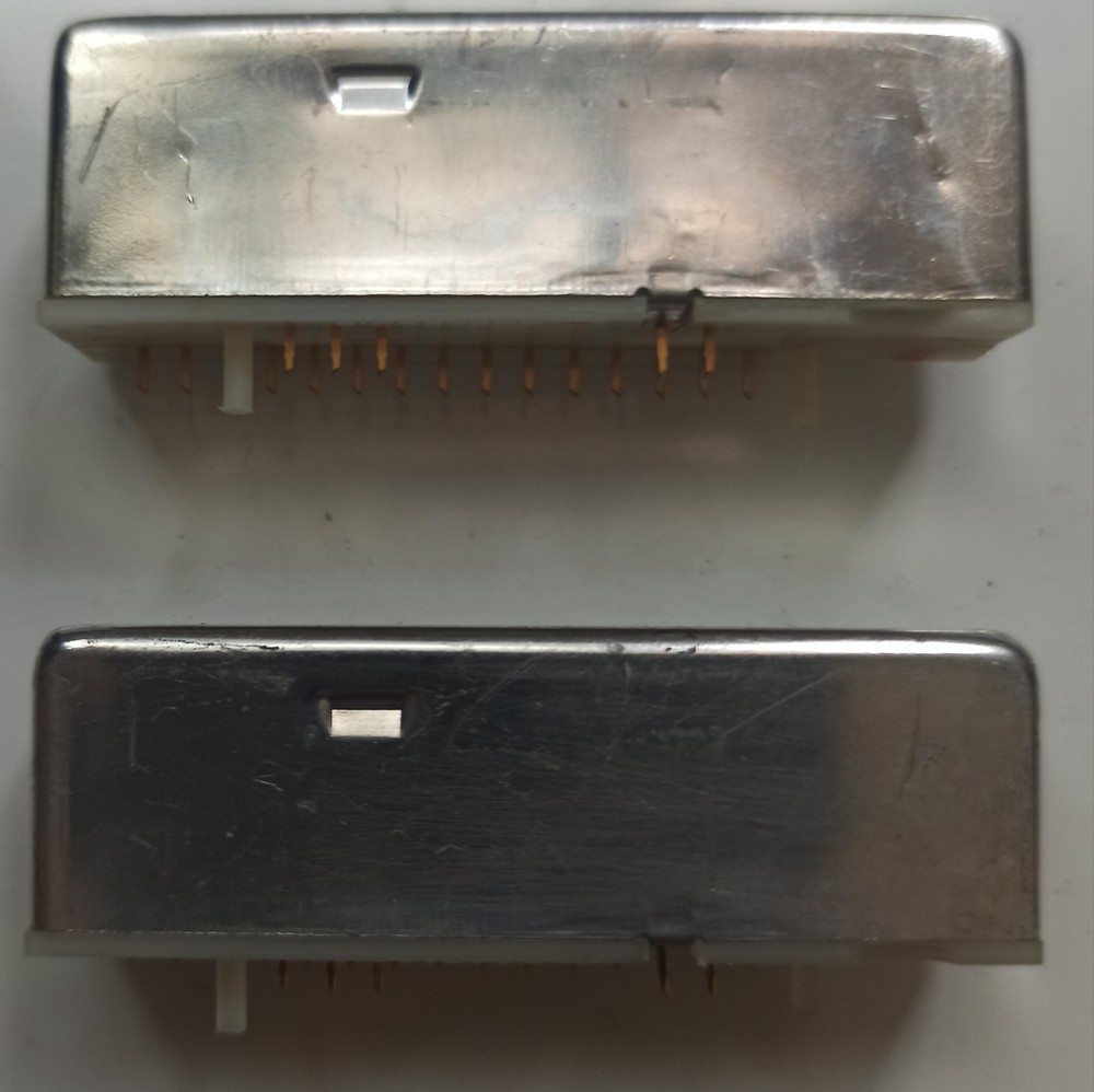 Two Motorola Saber Securenet Model DES