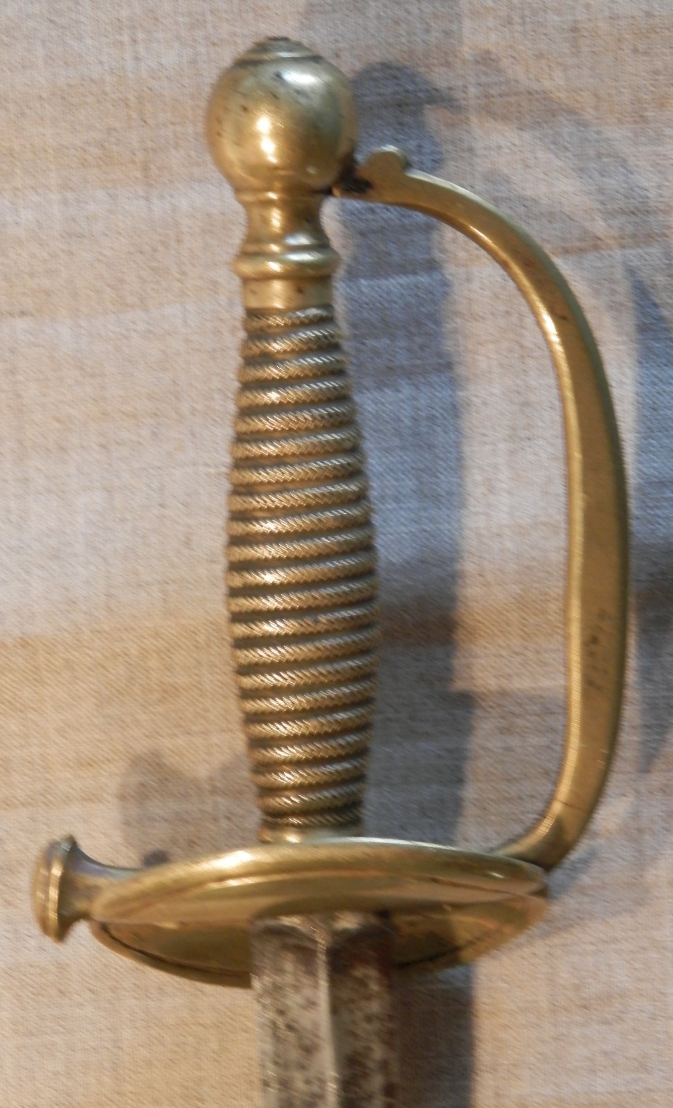 Épée d'officier de la gendarmerie française modèle 1816