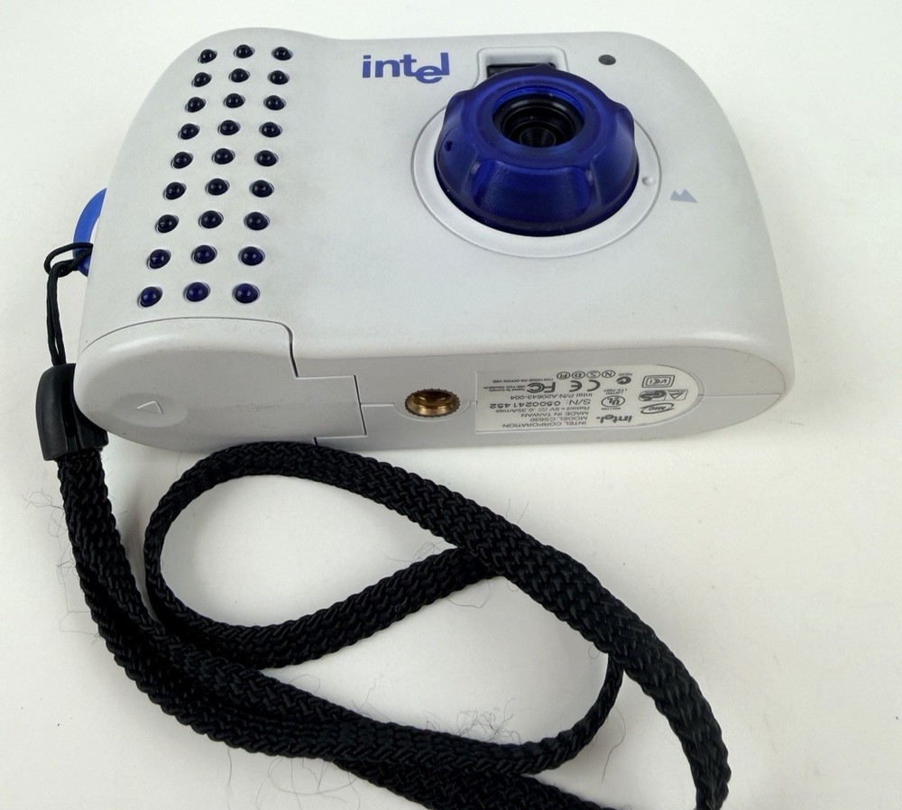 Intel CS630 Pocket PC Digital Camera with Cable Working