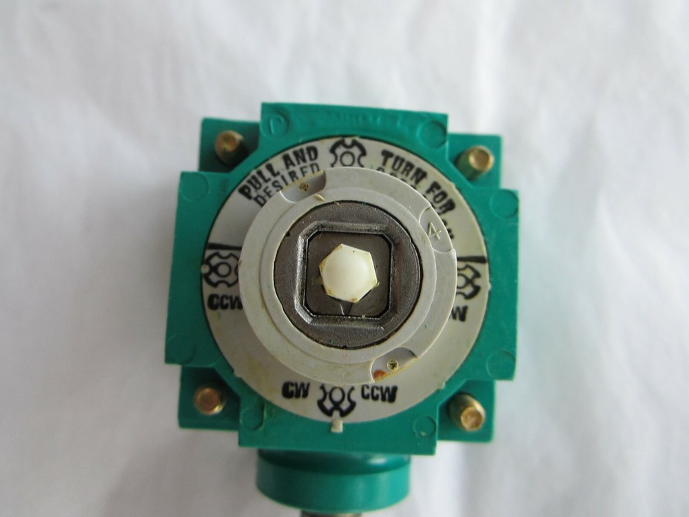 ALLEN BRADLEY 802M-AX PREWIRED LIMIT SWITCH LEVER TYPE