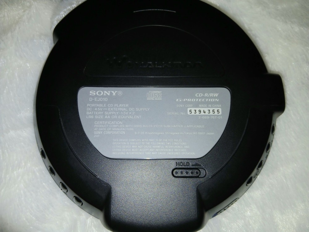 Sony D-EJ010 PSYC CD Walkman Portable Player Earbuds CDS Speakers Case Bundle