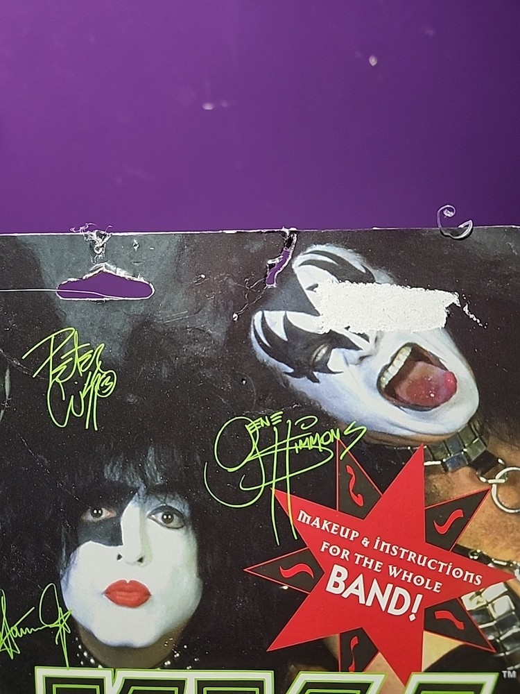 KISS official makeup kit, unopened, memorabilia, 1997 kiss catalog
