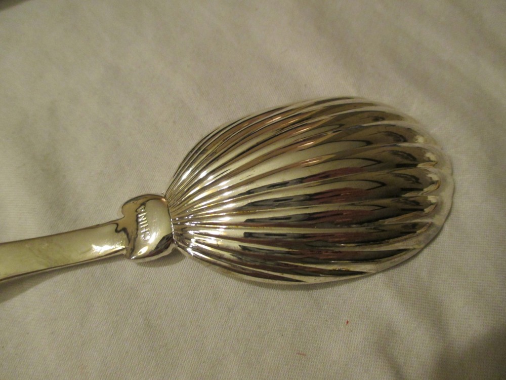 International Silver Plated Serving Spoon PINEAPPLE Design 5 3/4" Unused in Box