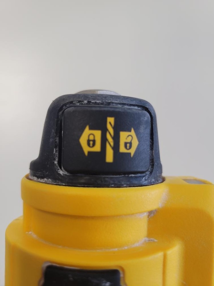 DEWALT DCE555B CUTOUT TOOL (P27012740)