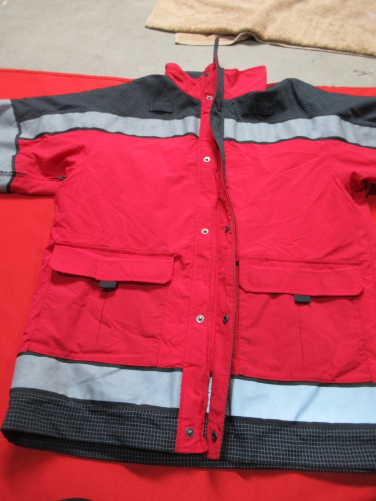 Blauer GORE TEX Response Jacket SIZE M REG WATERPROOF THERMAL INNER LINER EMS