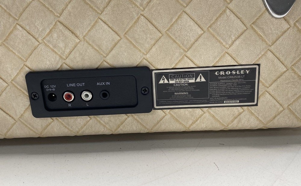 Crosley CR6232B-LT Turntable