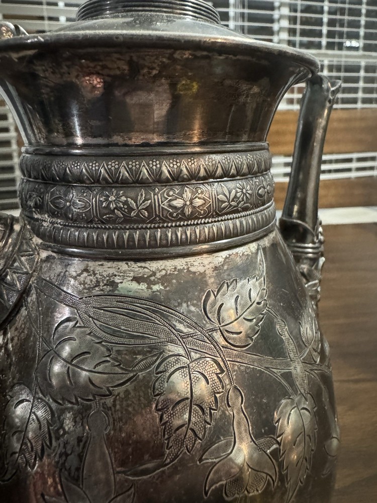 Antique Meriden Britannia Teapot Silver Plated Pattern 1925