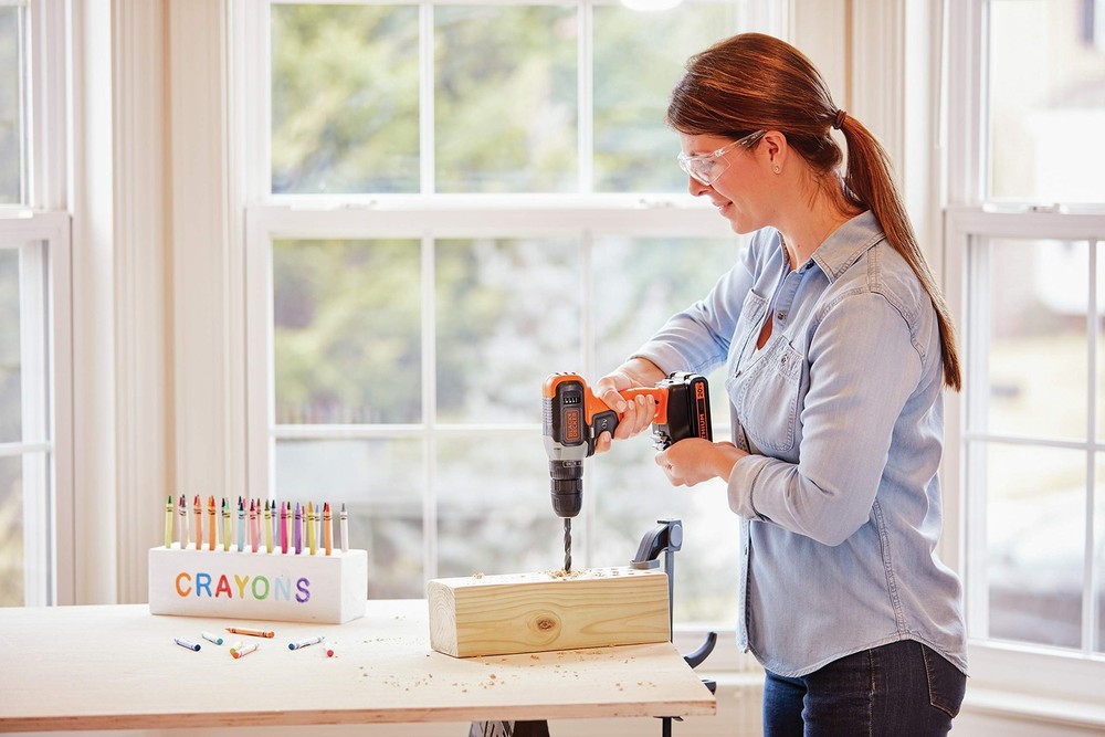 BLACK+DECKER 20V MAX Cordless Drill Kit with ‎Battery, Charger, Includes Dou...