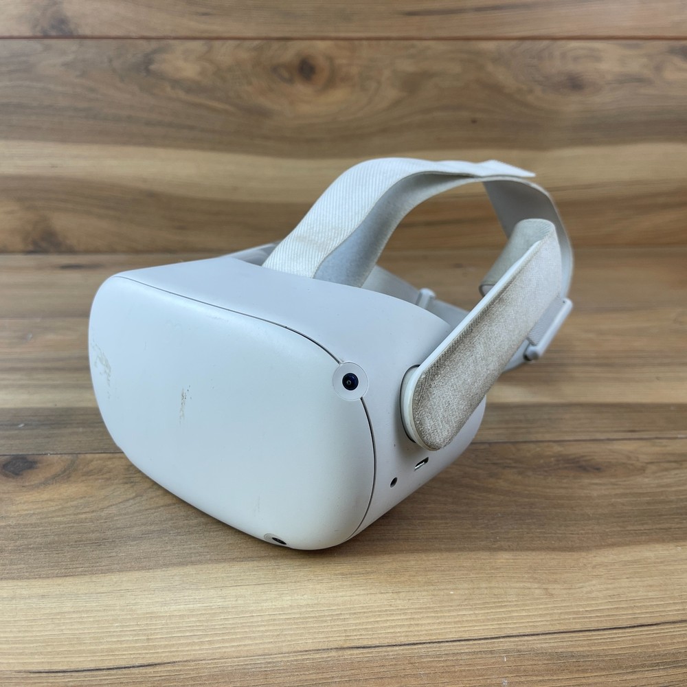 Meta Oculus Quest Standalone VR Headset Only White Bluetooth Adjustable Headband
