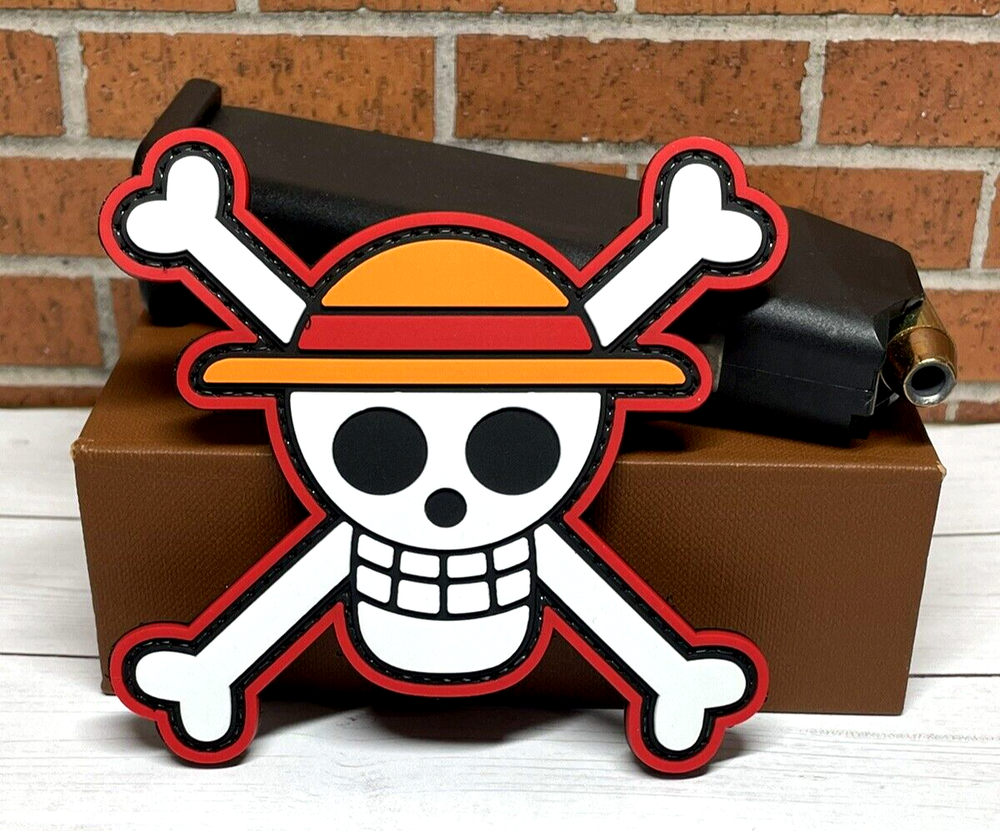 Tactical PVC Patch - Straw Hat Skull Patch - Morale Funny Cross Bones Patch
