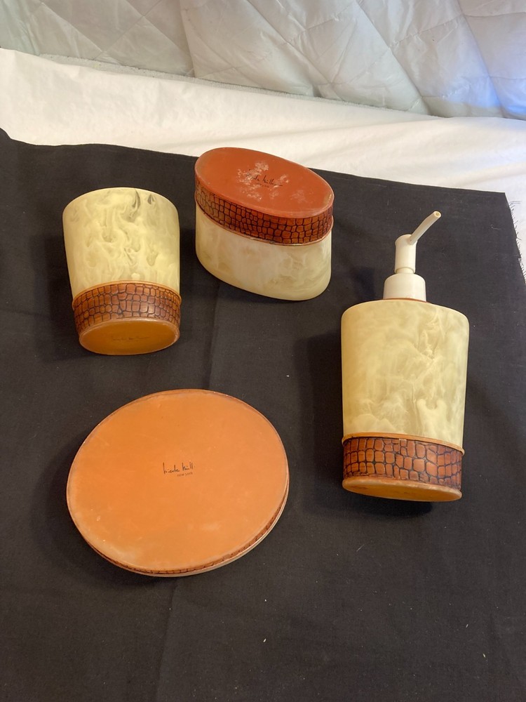Nicole Miller Bath Accessory Set Soap Dish Toothbrush 4 pc Set