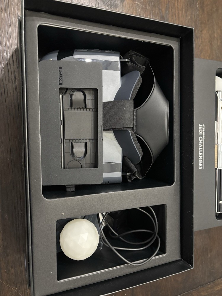 Lenovo Star Wars Jedi Challenges AR Headset Lightsaber Controller Tracking Beac…