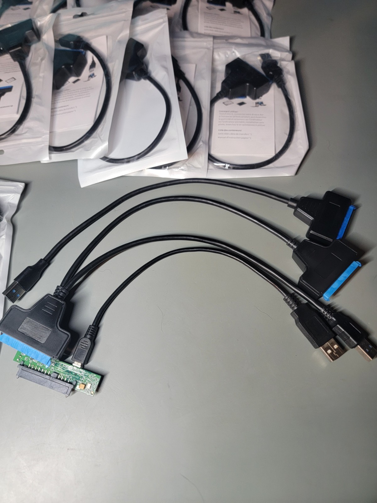 *15x USB to SATA adapter cables*