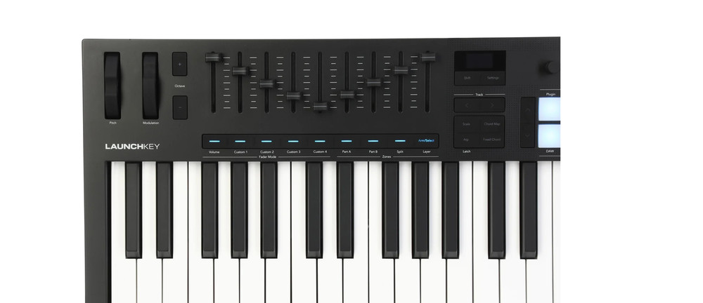 Novation Launchkey 49 MK4 49-key Keyboard Controller -NEW