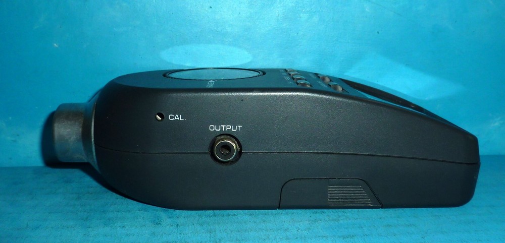 Realistic Sound Level Meter 33-2055 Good Condition