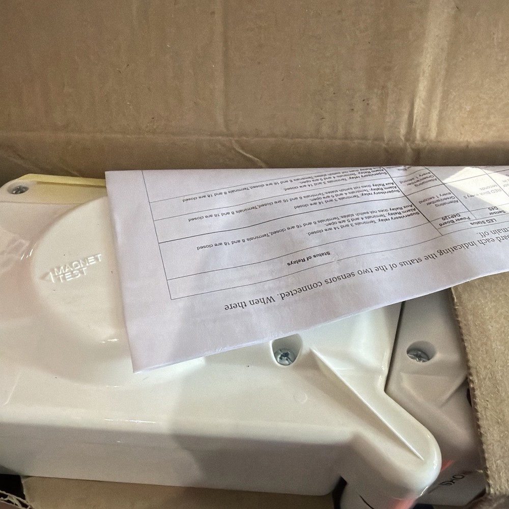 System Sensor D4120W - Same Day Shipping (SEALED)