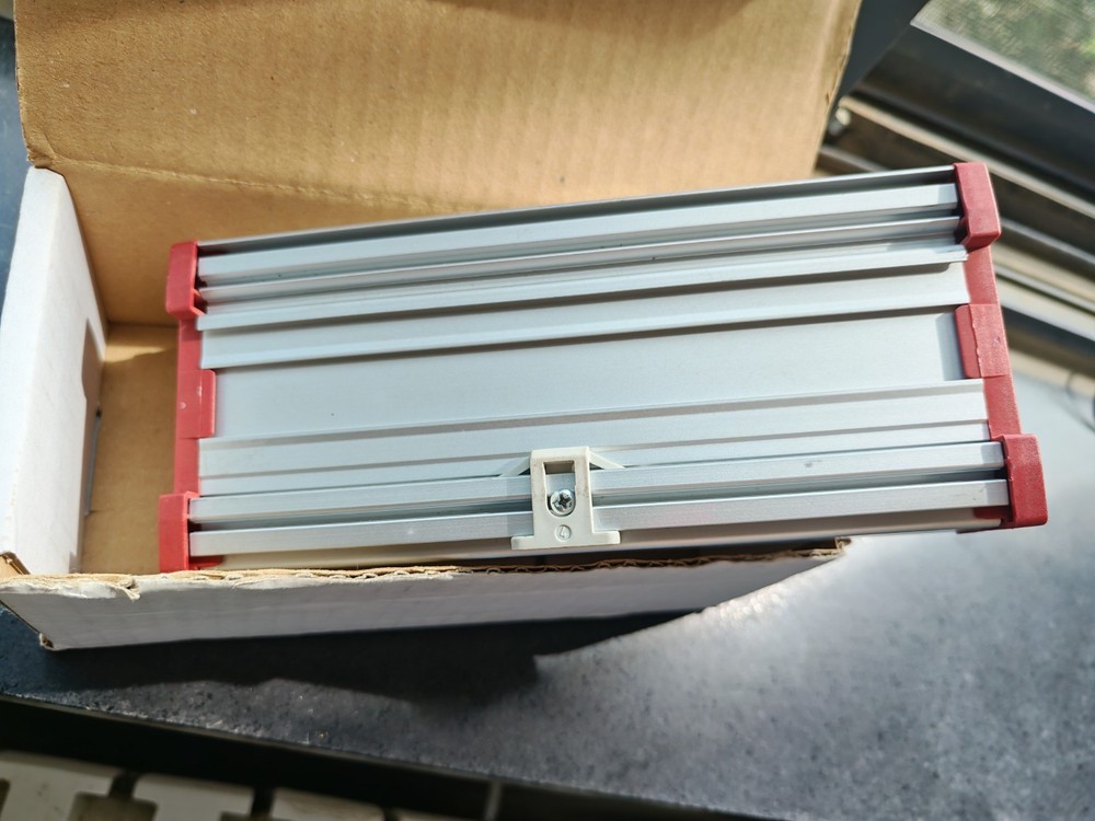 Osram traxon e:cue Butler XT 1024 DMX channels output RS232 light controller