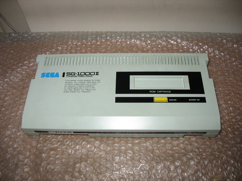 BOXED SEGA SG 1000 II CONSOLE JAP IMPORT!