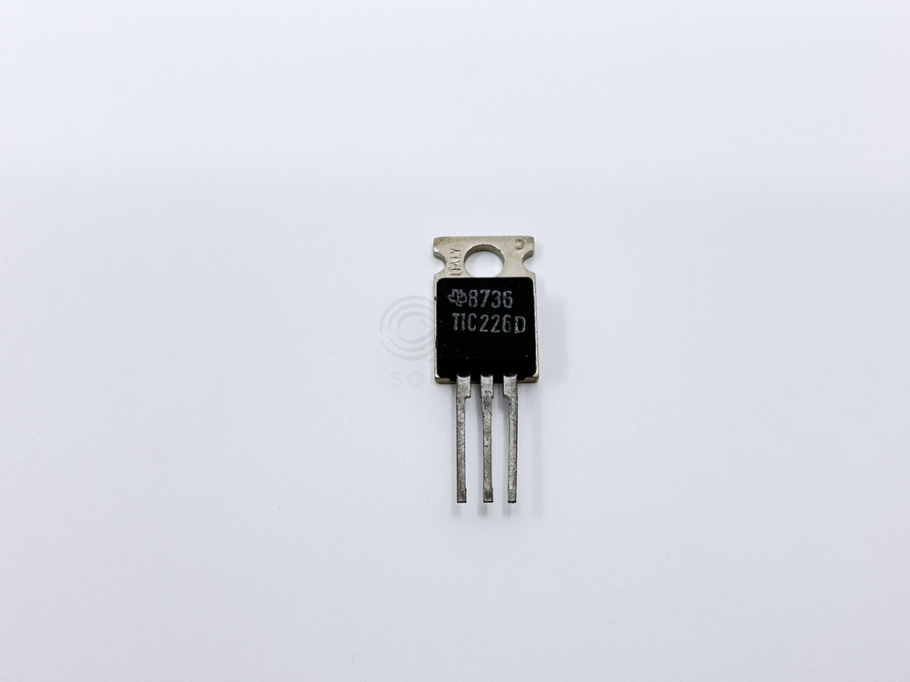 1X TIC226D Texas Instruments Sensitive Gate Triac 400V 8A Thyristor TO-220