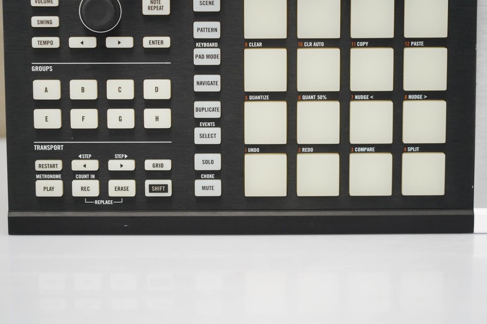 Native Instruments Maschine Mk2 & Maschine Mikro Mk2 Controllers #56170