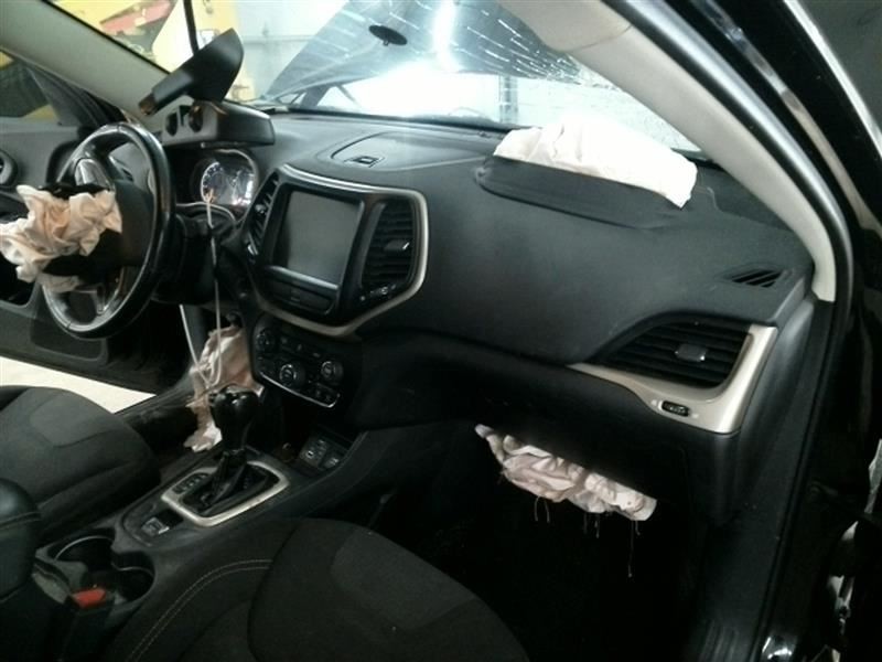 CHEROKEE 2017 Glove Box 104530885